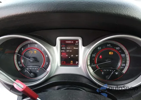 2013 Dodge Journey Sxt z USA, uszkodzony, nr VIN 3C4PDCBG2DT619156